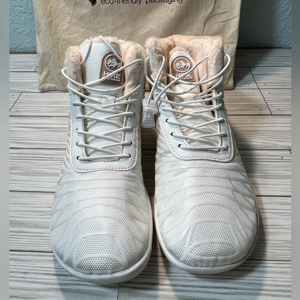 Hike Footwear Lorax Winter Ergonomic Supportive Barefoot boot Unisex white EU 40